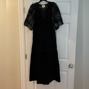 Umgee Black Velvet Midi Dress with Embroidered Puff Sleeves